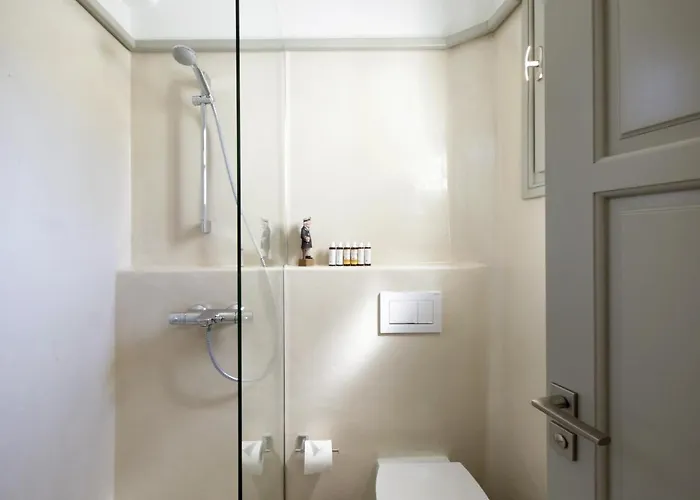 Rinia - Seaview Naousa (Paros)