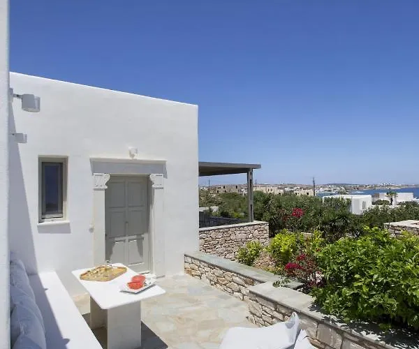 Rinia - Seaview Villa Naousa